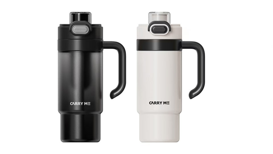 Izolowany kubek ze stali nierdzewnej ze słomą